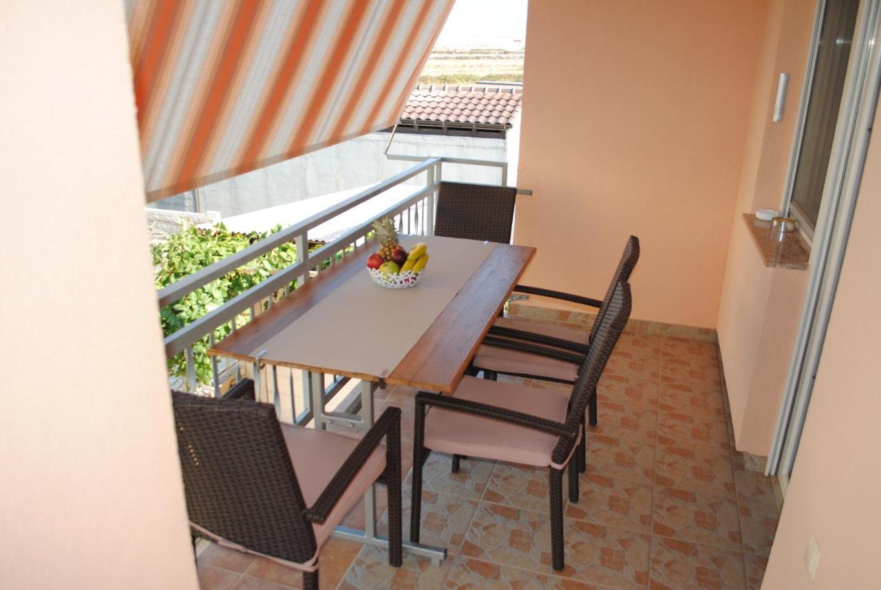 Apartments Vidolma Povljana Exterior foto