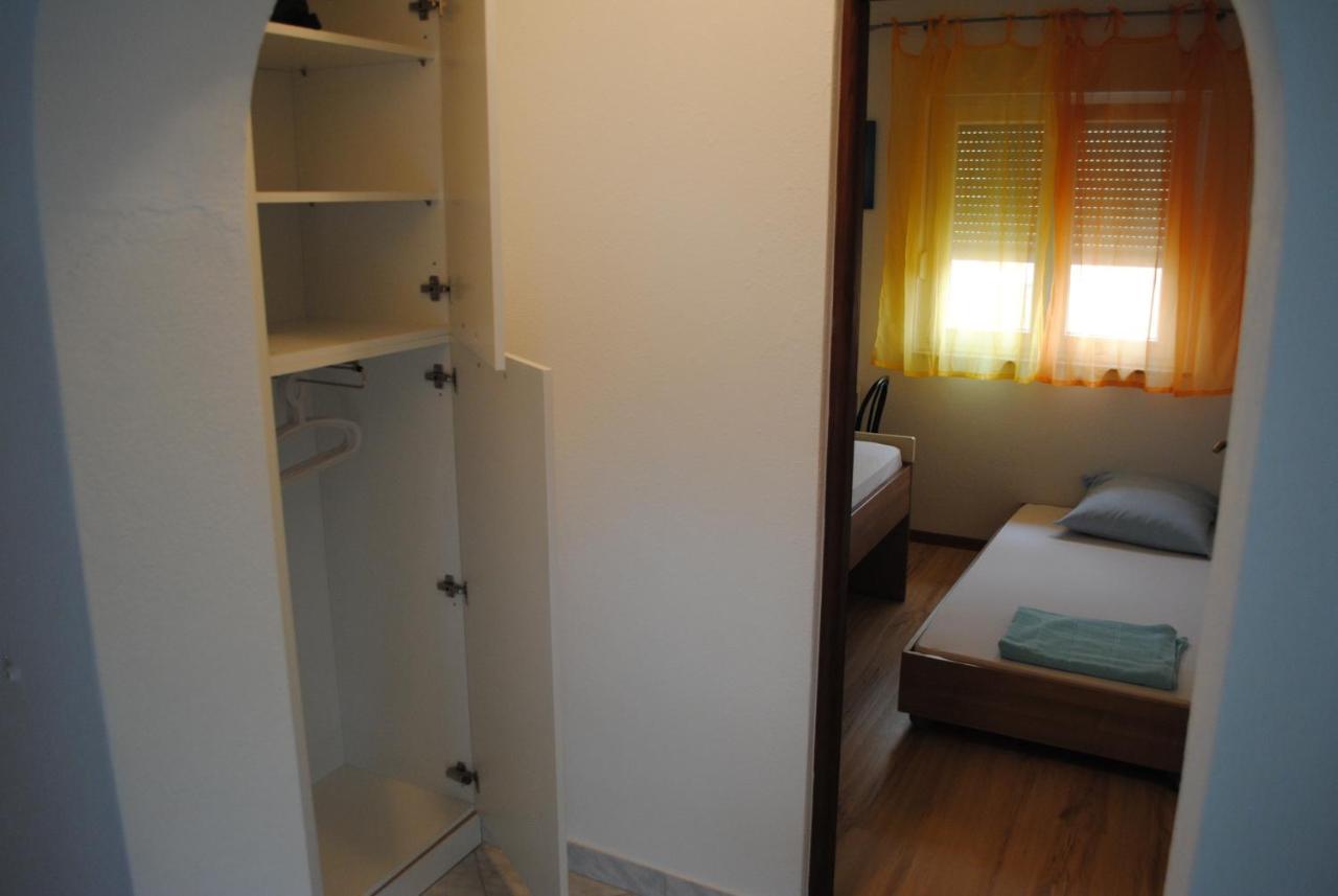 Apartments Vidolma Povljana Exterior foto