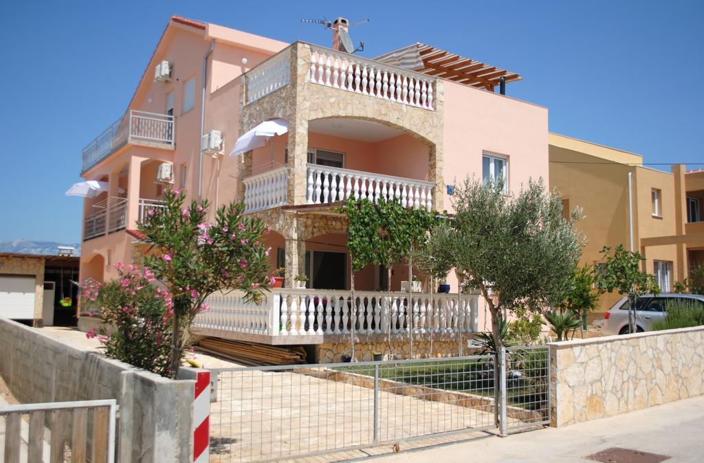 Apartments Vidolma Povljana Exterior foto